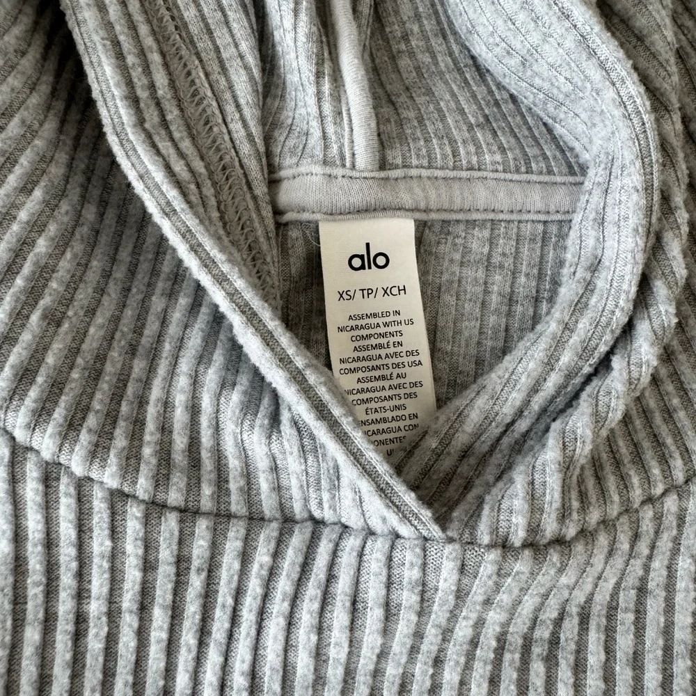 Alo cropped hoodie